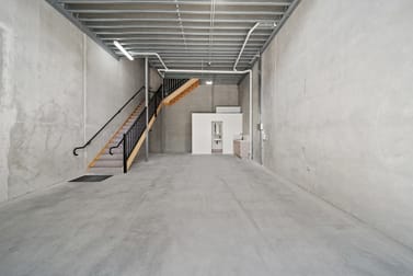 4/3 Rudman Parade Burleigh Heads QLD 4220 - Image 2