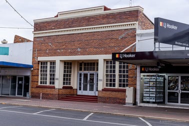 72 McDowall Street Roma QLD 4455 - Image 2