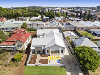 6 Thomas Street Toowoomba City QLD 4350 - Image 2