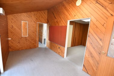 Click to view all images Level 1/161 Ingham Road West End QLD 4810 - Image 3