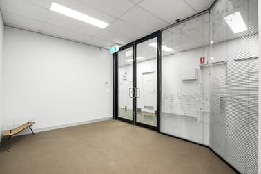 Rear Ground Floor/585 Burwood Road Hawthorn VIC 3122 - Image 3
