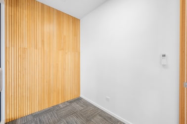 Click to view all images CBD Office/57 Goondoon Street Gladstone Central QLD 4680 - Image 3