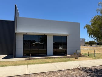 Click to view all images 3/2 Commerce Road Vasse WA 6280 - Image 2
