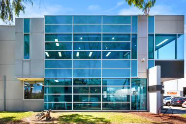 Click to view all images 11/41 Sabre Drive Port Melbourne VIC 3207 - Image 1