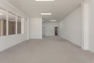 Click to view all images Shop 2/3-7 Honour Avenue Lawson NSW 2783 - Image 3
