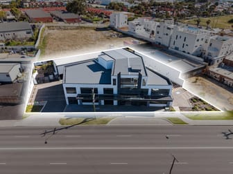 Click to view all images 9 Rockingham Road Hamilton Hill WA 6163 - Image 2