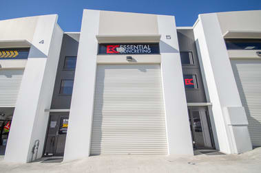 Click to view all images Molendinar QLD 4214 - Image 1
