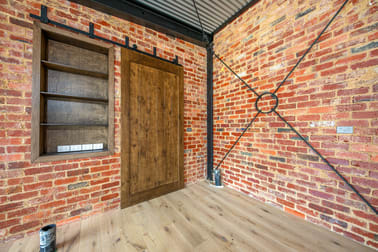 Click to view all images 5/31 Victoria Street Trentham VIC 3458 - Image 3