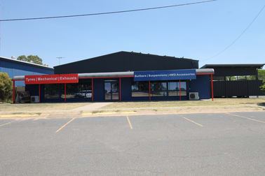 Click to view all images 103 Hospital Road Emerald QLD 4720 - Image 1