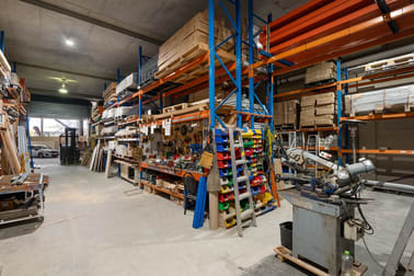 Click to view all images Unit 2 37 Leighton Place Hornsby NSW 2077 - Image 3