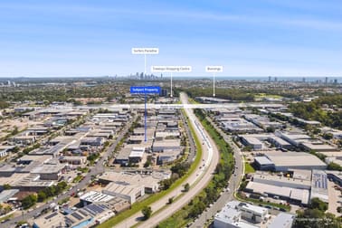 Click to view all images 4/18 Hutchinson Street Burleigh Heads QLD 4220 - Image 1