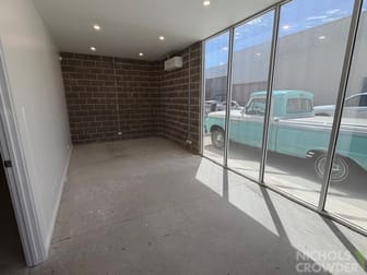 Click to view all images 2/6-8 Concord Crescent Carrum Downs VIC 3201 - Image 2