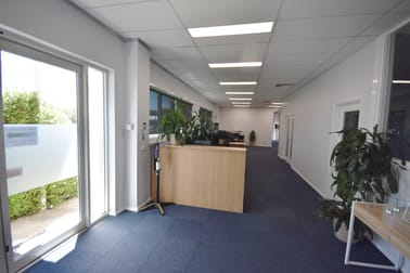 1/1 Greygown Street Wodonga VIC 3690 - Image 3