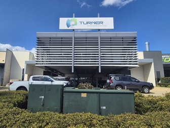 Click to view all images 102 Discovery Drive Bibra Lake WA 6163 - Image 2