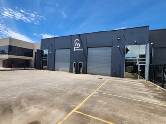 41 Lillee Crescent Tullamarine VIC 3043 - Image 2