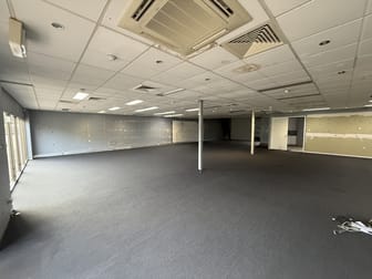 72 Dundas Court Phillip ACT 2606 - Image 3