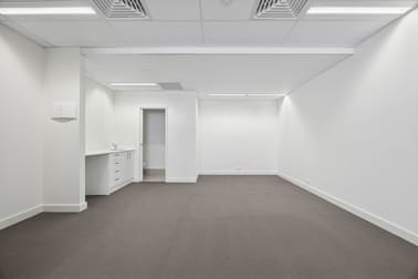 Unit 5/27 Yallourn Street Fyshwick ACT 2609 - Image 2