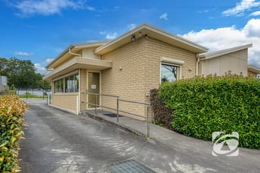 Click to view all images 62 Clyde Road Berwick VIC 3806 - Image 2