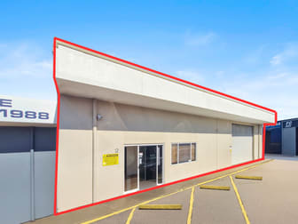 Click to view all images 2/8-10 Boat Harbour Drive Pialba QLD 4655 - Image 2