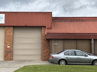 Click to view all images 22 Crawford Street Braeside VIC 3195 - Image 2