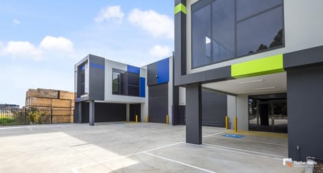 Click to view all images 2 & 3/118 Payne Road New Gisborne VIC 3438 - Image 3