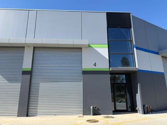 Click to view all images 4 Moonah Circuit Brooklyn VIC 3012 - Image 1