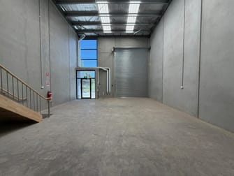 Click to view all images 4 Moonah Circuit Brooklyn VIC 3012 - Image 3