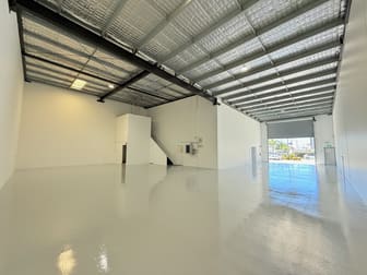 Click to view all images Unit 2/1 Waterway Drive Coomera QLD 4209 - Image 2