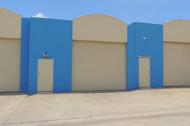 Click to view all images 2/1 Commerce Circuit Yatala QLD 4207 - Image 1