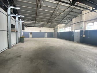 Click to view all images Warehouse 2, 113-115 Port Road Queenstown SA 5014 - Image 2