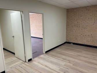 Click to view all images 10/591 Kingsway Miranda NSW 2228 - Image 2