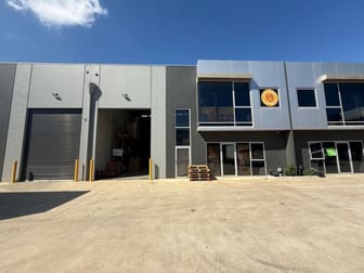 Click to view all images 2/18 Network Drive Truganina VIC 3029 - Image 2