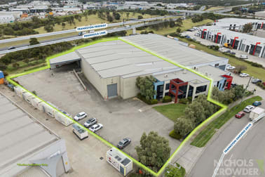 Click to view all images 65 Frankston Gardens Drive Carrum Downs VIC 3201 - Image 2