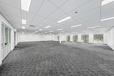 4/11-13 University Drive Meadowbrook QLD 4131 - Image 2