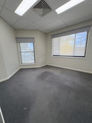 Click to view all images 1/121-123 Allingham Street Armidale NSW 2350 - Image 1