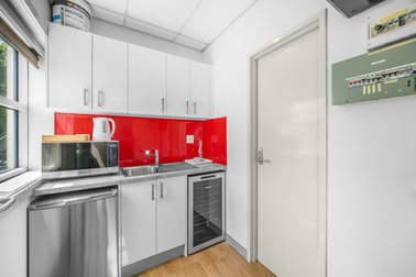 62/18 Flinders Way Manuka ACT 2603 - Image 2