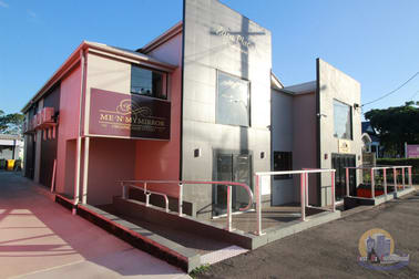 Click to view all images 2/74 Woongarra Street Bundaberg Central QLD 4670 - Image 1