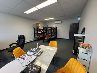 Click to view all images Unit 8a/8 - 18 Wurrook Circuit Caringbah NSW 2229 - Image 2