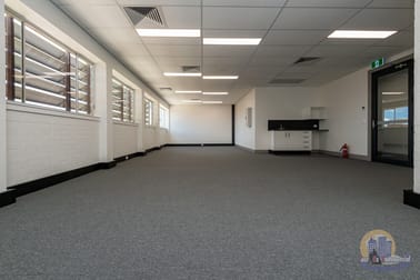 Click to view all images 3-4/6 Barolin Street Bundaberg Central QLD 4670 - Image 3