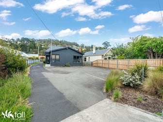 Click to view all images 30 Beach Road Kingston Beach TAS 7050 - Image 1
