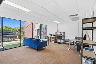 Click to view all images 1/10 Welch Street Underwood QLD 4119 - Image 2