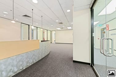 Click to view all images Level 4 117 King William Street Adelaide SA 5000 - Image 3