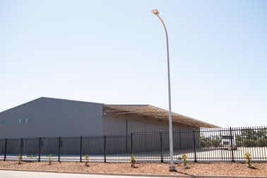 Click to view all images 11C Modica Crescent Buronga NSW 2739 - Image 1