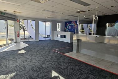 Click to view all images 2 Short Street Buronga NSW 2739 - Image 1