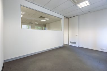 Click to view all images 303/365 Little Collins Street Melbourne VIC 3000 - Image 3