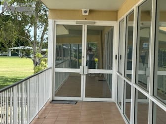 Click to view all images Unit 4/21 Hospital Rd Emerald QLD 4720 - Image 1