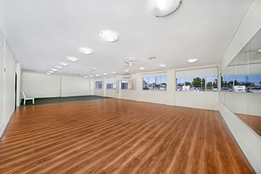 Click to view all images 12/116-120 Glenferrie Road Malvern VIC 3144 - Image 2