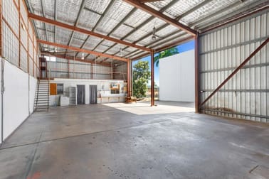 Unit 3/65 Denning Street Park Avenue QLD 4701 - Image 2