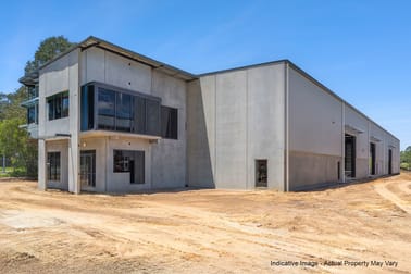 Click to view all images 2/1-7 Fred Chaplin Circuit Corbould Park QLD 4551 - Image 1