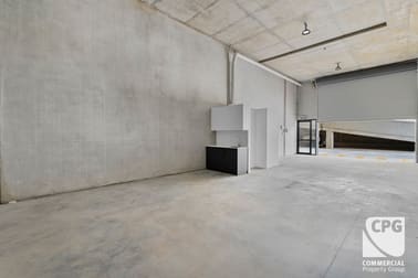 Click to view all images W2/27 Wurrook Circuit Caringbah NSW 2229 - Image 3